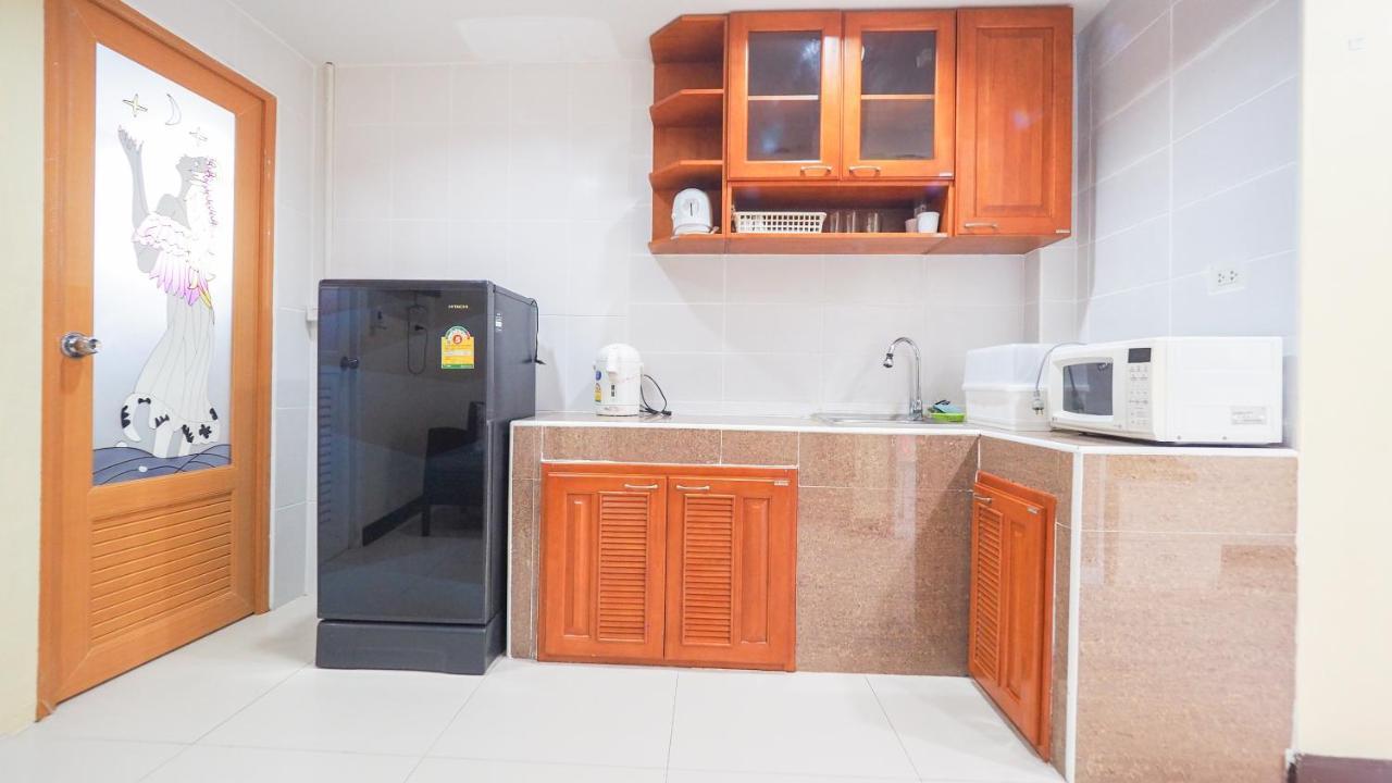 Joy House Jomtien Beach Exterior photo