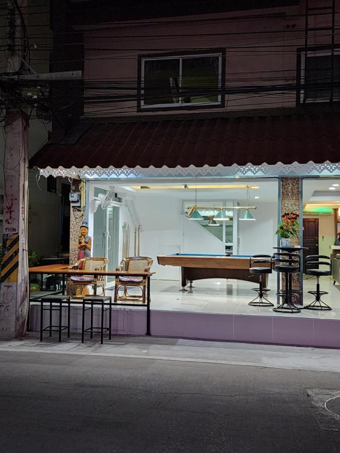 Joy House Jomtien Beach Exterior photo