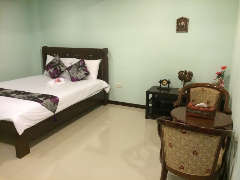Joy House Jomtien Beach Exterior photo